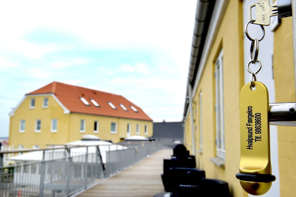 Hvalpsund Faergekro Exterior photo