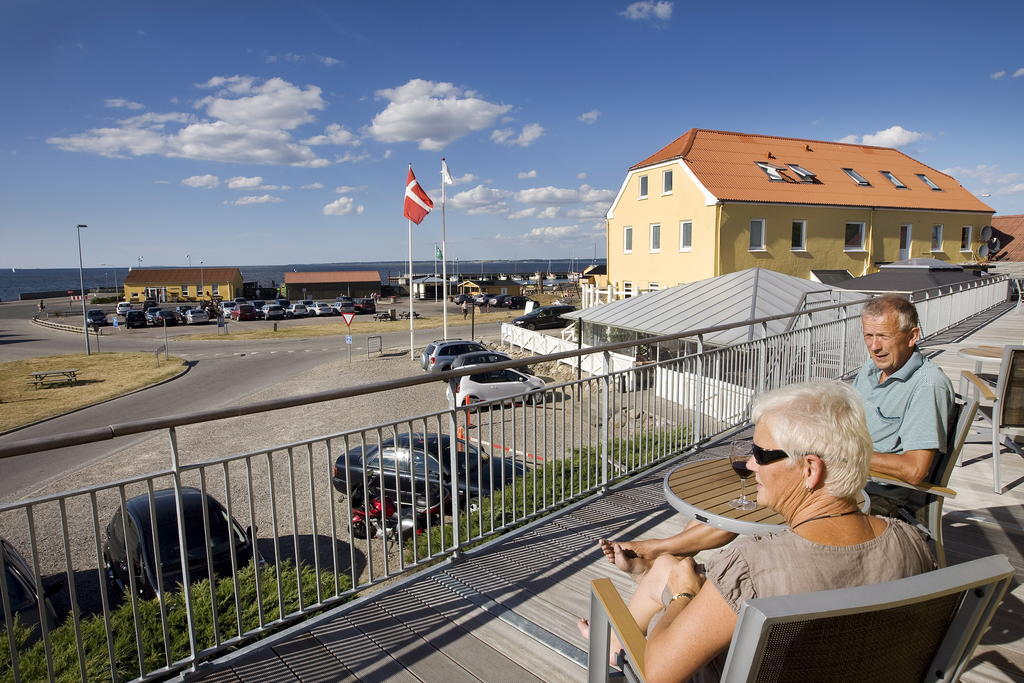 Hvalpsund Faergekro Room photo